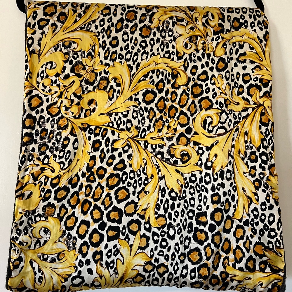 Intermix Scarf
